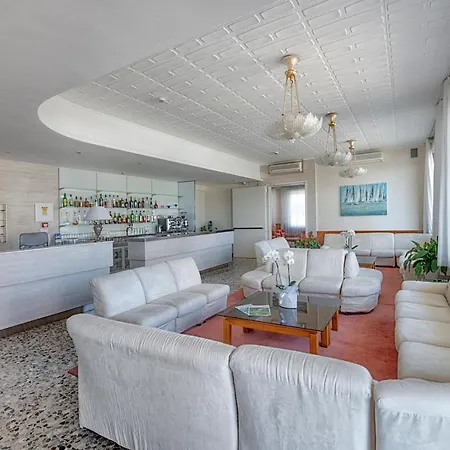 Continental 3* Milano Marittima